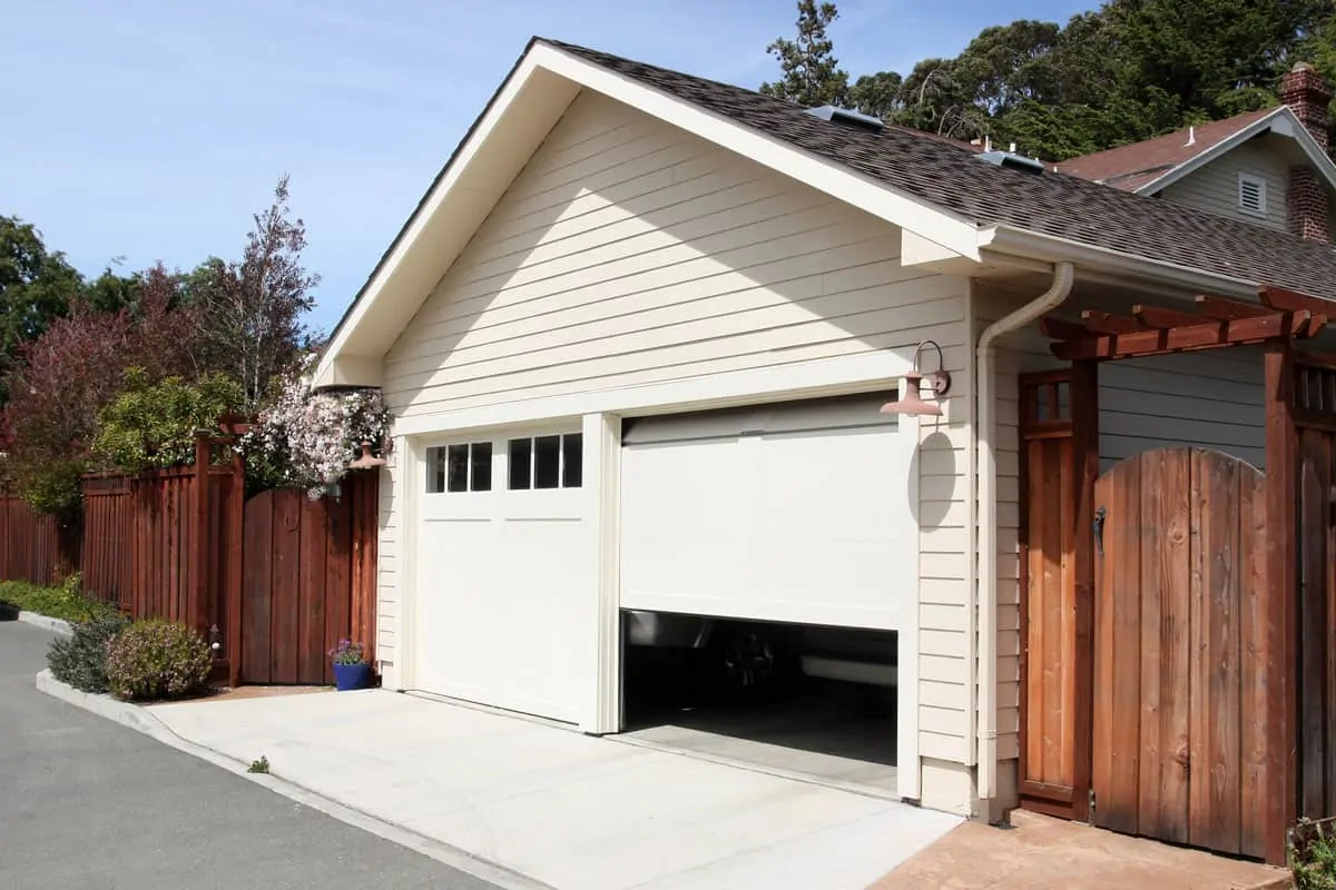 garage-door-repair-tampa