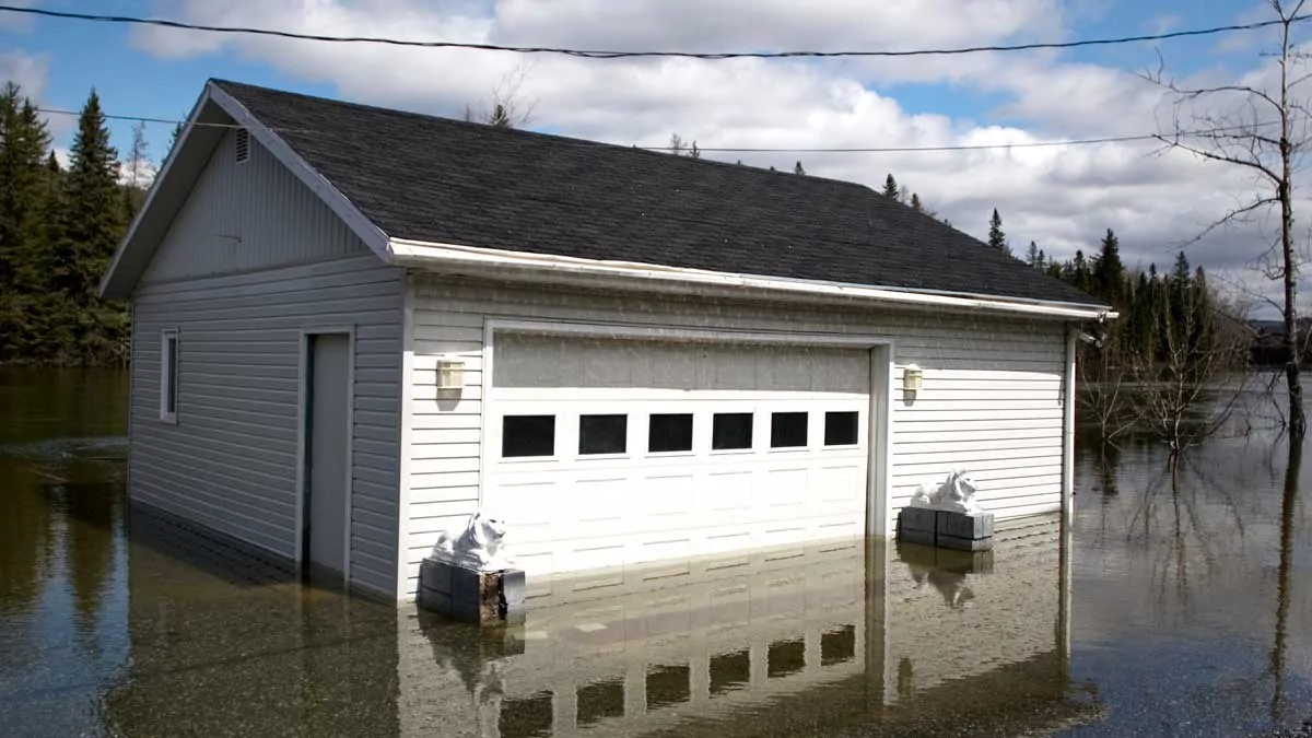 garage flooded under water